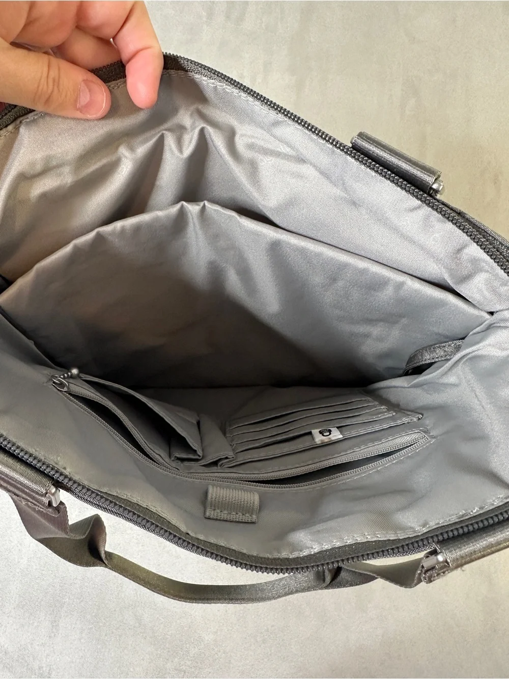 Baggallini Everyday Tote Bag - Minimalist Shoulder tablet/laptop bag